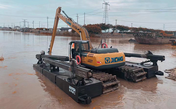 Exploring the Versatility of Swamp Buggy Excavators (3)