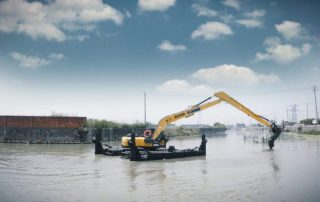 amphibious excavator