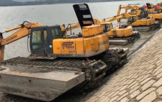 Amphibious Excavator in Floods Henan & Guangzhou