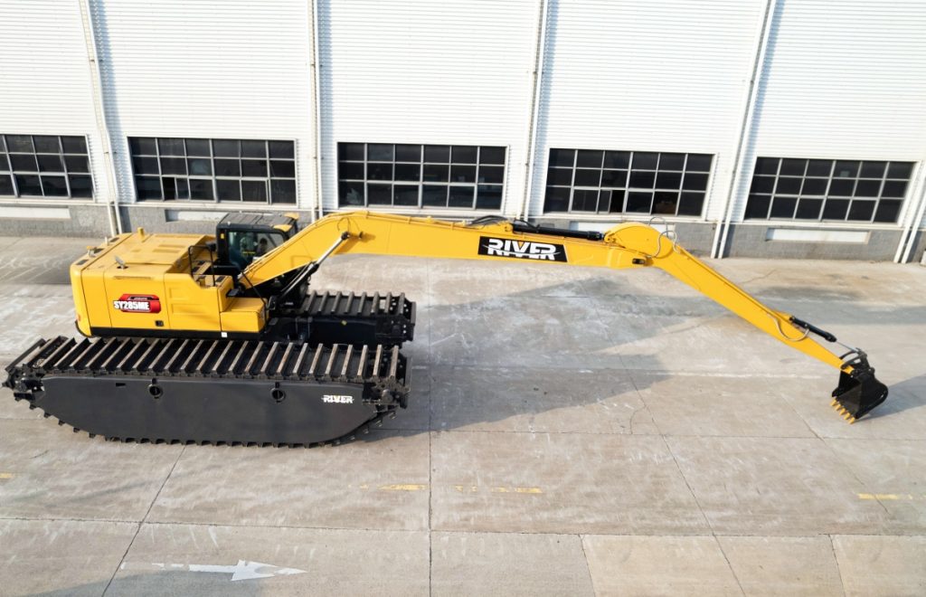 RIVER Long Reach Amphibious Excavator
